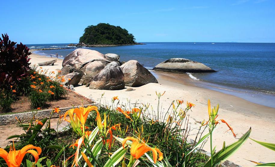 Praia Mansa de Caiobá