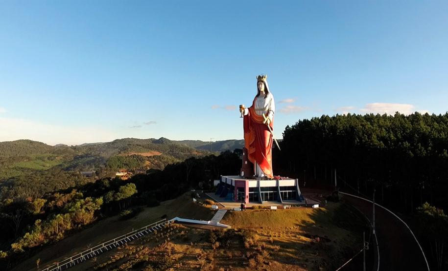 Estátua de Santa Bárbara