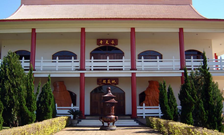 Atrações e celebrações de diversas crenças atraem turistas ao Paraná