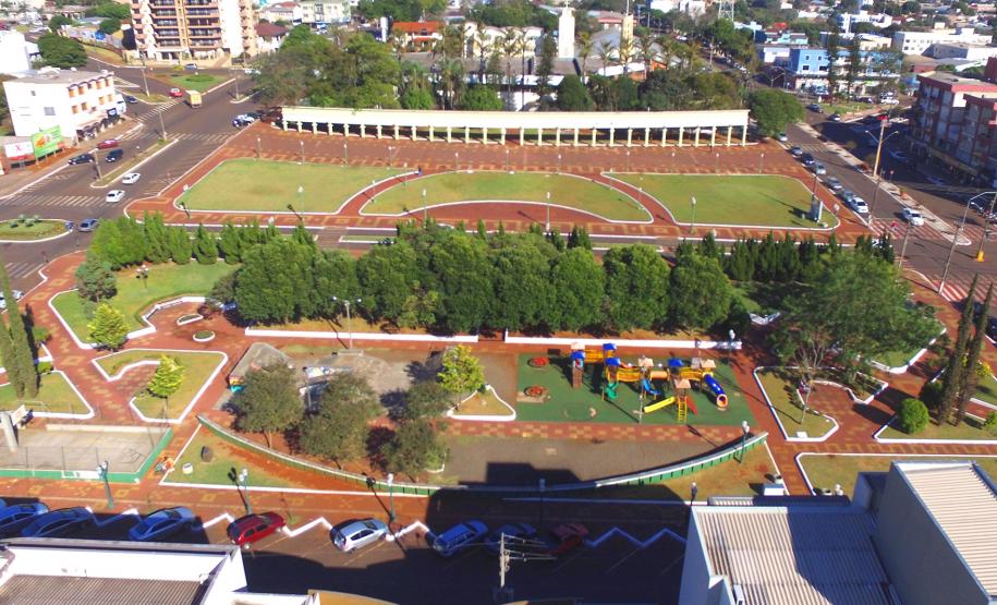 Praça Angelo Darolt