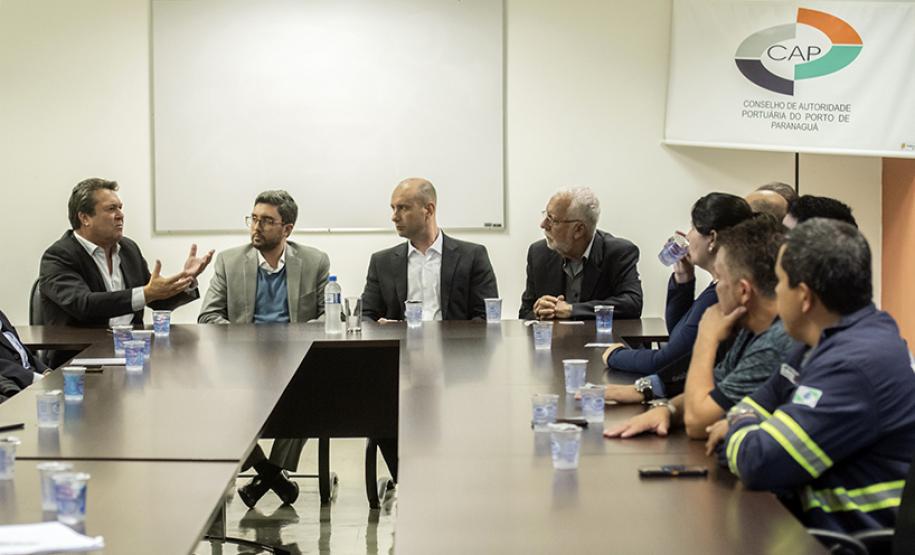 Navios de cruzeiros poderão voltar a atracar no Litoral