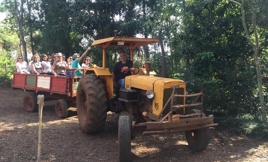 Passeio de Carretão no Sitio do Beto