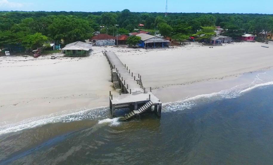 Trapiche na ilha de Superaguí