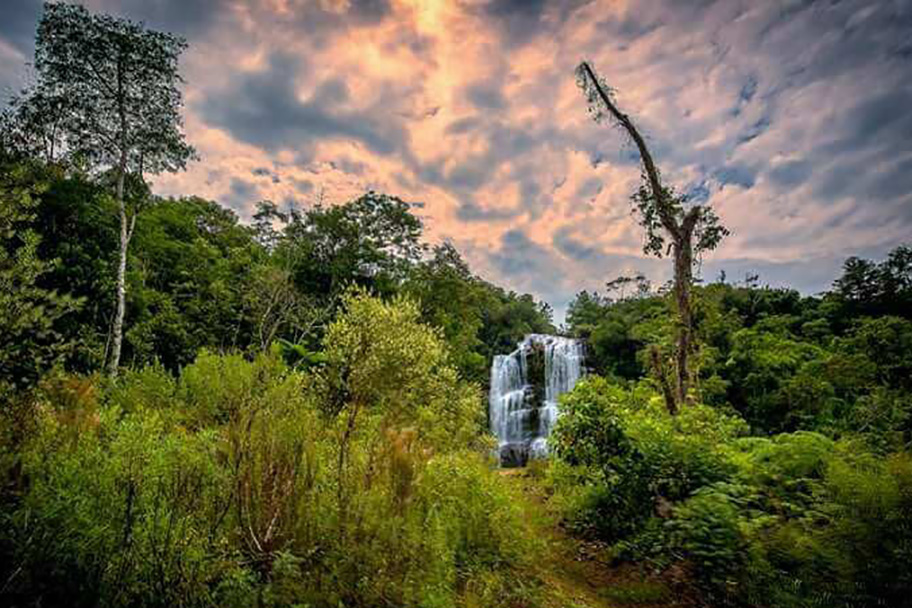 Cachoeira da Erva Doce