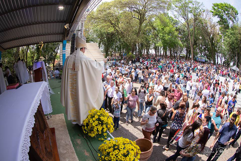 Romaria no Santuário Diocesano de Nossa Senhora Aparecida