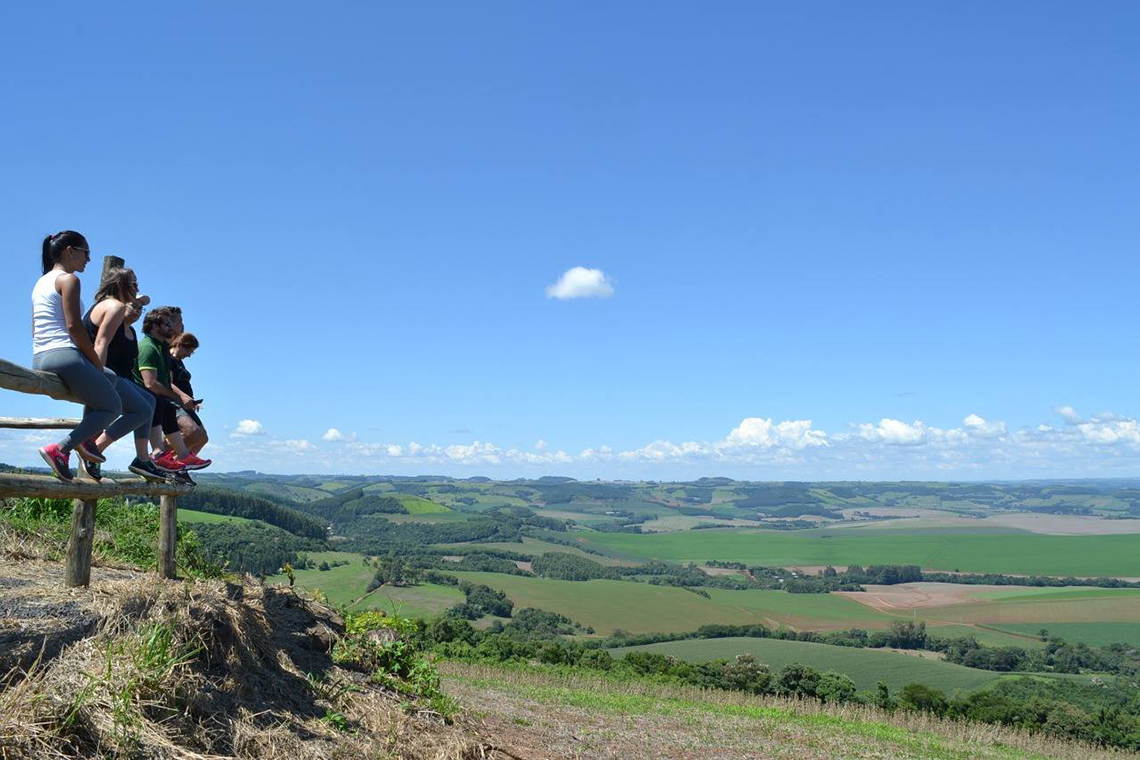 Mirante da Cratera de Impacto de Vista Alegre