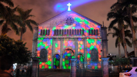 Projeção de Natal na Matriz