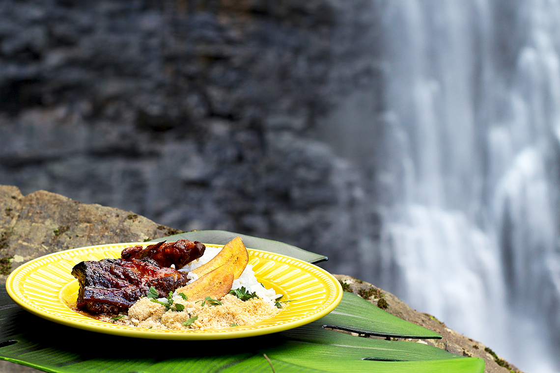 Costelinha de Porco no Mel