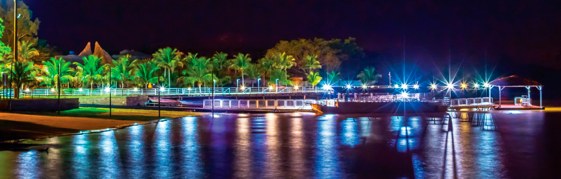 Terminal Turístico Paraná Tur, Primeiro de Maio