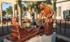 Monumento do Milagre da Rosa