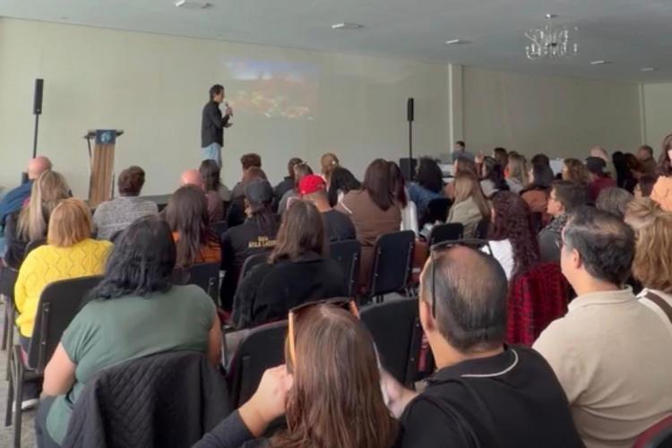 Agentes de viagens de São Paulo e Vale do Paraíba conhecem turismo do Paraná
