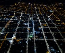 Vista aérea noturna da Cidade de Campo Largo