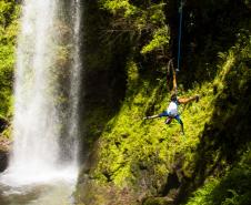 Cachoeira Águas da Laje - Foto: Gralha Azul Turismo e Aventura