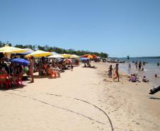 Ilhas, trilhas e praias cristalinas formam as belezas do Rio Paraná