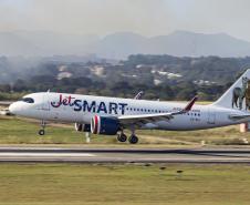 notícias - Curitiba recebe primeiro voo direto de Santiago, no Chile, da companhia JetSmart