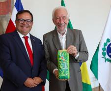 Notícia - Piana apresenta a embaixador da Costa Rica bons resultados na educação e no turismo