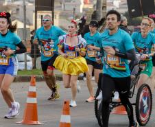 Disney Magic Run reuniu cerca de seis mil pessoas para corrida e caminhada em Curitiba