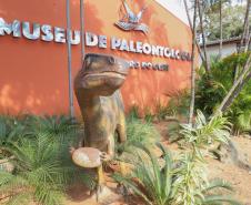 Notícia - Vale dos Dinossauros: Cruzeiro do Oeste recebe título que reforça turismo científico