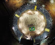 Notícia - Feira do melado, porco no rolete e balonismo: veja o calendário turístico do Paraná em setembro