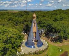 Notícia - PIB do turismo atinge R$ 12 bilhões no Paraná; Ipardes lista cidades conectadas ao setor