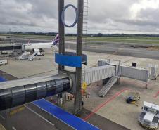 Notícia - Do Peru pra Curitiba: primeiro voo direto de Lima desembarca com 157 passageiros