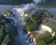 Notícia - Dois parques do Paraná estão entre os dez melhores do Brasil, conforme avaliações de plataforma