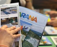 Notícia - Negócios e barreado: Paraná apresenta atrativos turísticos em feira na Argentina
