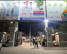 Notícia - Negócios e barreado: Paraná apresenta atrativos turísticos em feira na Argentina