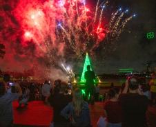 Notícia - Calendário de novembro tem shows natalinos, festas religiosas e frango na telha