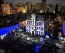 Notícia - Calendário de novembro tem shows natalinos, festas religiosas e frango na telha
