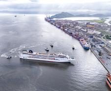 Notícia - Com expectativa de atrair 15 mil turistas, Paranaguá inicia temporada 24/25 de cruzeiros