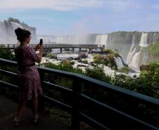 Turismo no Paraná cresce quase o triplo da média nacional entre janeiro e outubro