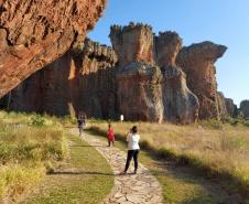 Turismo no Paraná cresce quase o triplo da média nacional entre janeiro e outubro