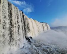 Mais de 1,8 milhão de turistas: Parque do Iguaçu registra a 2ª maior visitação anual