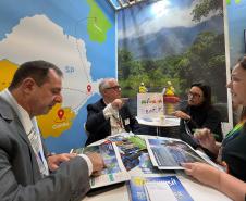 Estado produz materiais impressos para divulgar atrativos do Paraná na Europa