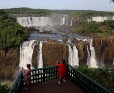 Paraná recebe mais de 206 mil turistas estrangeiros em janeiro, maior resultado desde 2018