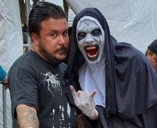 Zombie Walk ganha vida com excursões e pacotes em agências de turismo