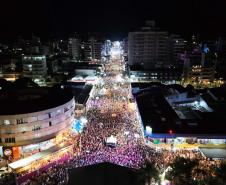 Hotéis lotados e faturamento alto: Carnaval movimentou a economia do Paraná