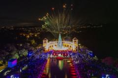 Maior Natal gratuito do Brasil estreia nesta sexta-feira e aquece turismo em Curitiba