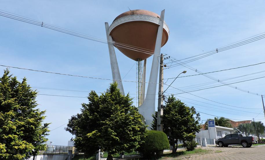 Caixa d'água em forma de Cuia