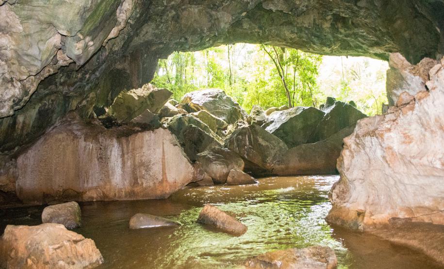 Parque Municipal Gruta Bacaetava