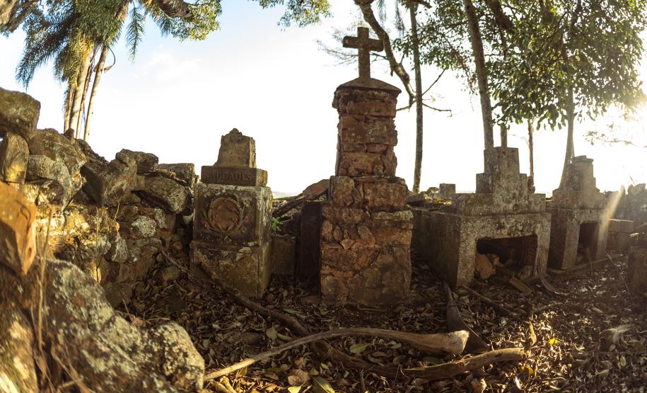 Cemitério de Escravos Fazenda Boa Vista