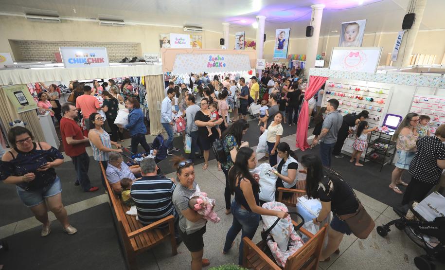 Feira Moda Bebê