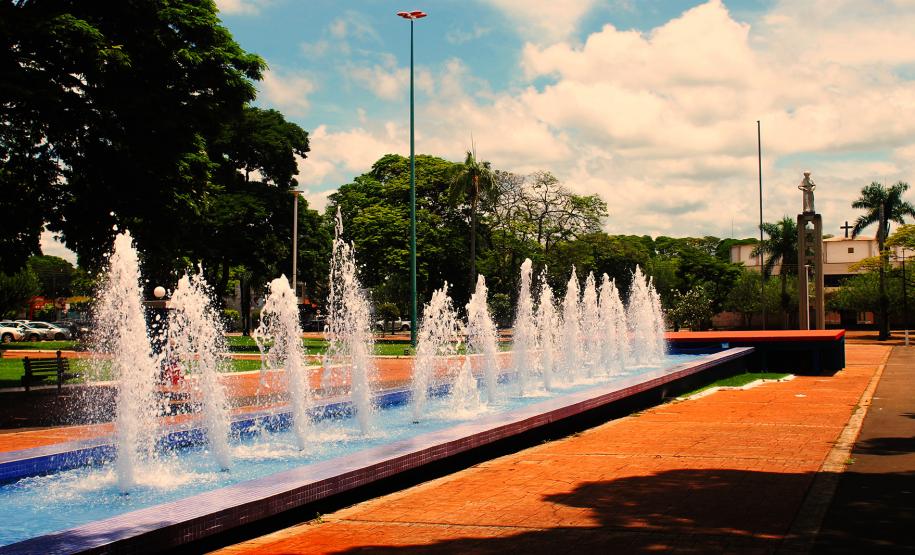 Praça Amadeo Piovesan