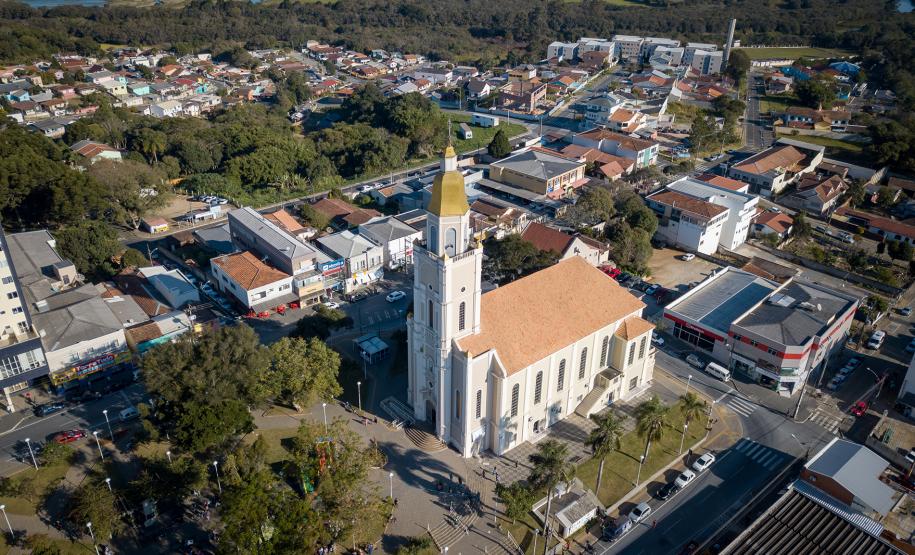 Praça Vicente Machado e Matriz