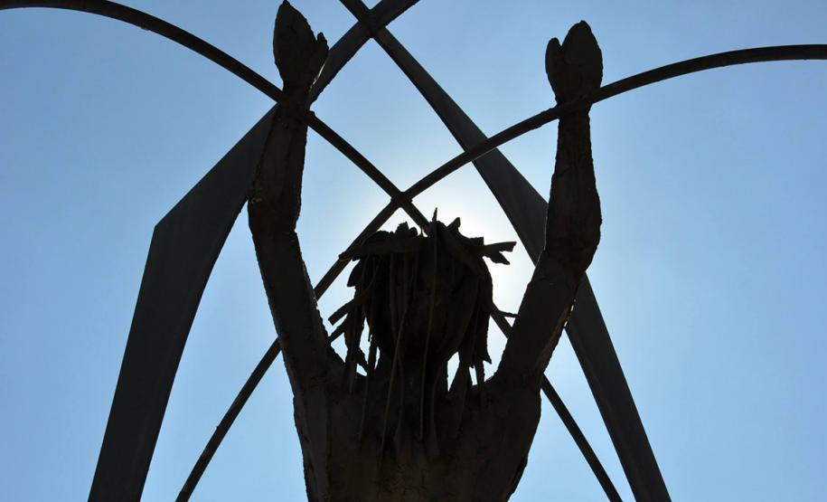 Escultura de Henrique no Museu ao Ar Livre