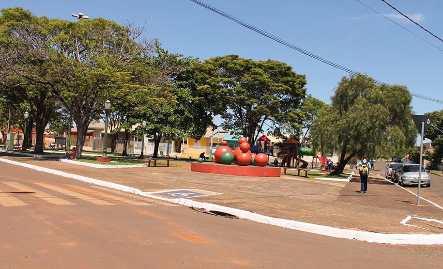 Acesso principal de Jardim Alegre