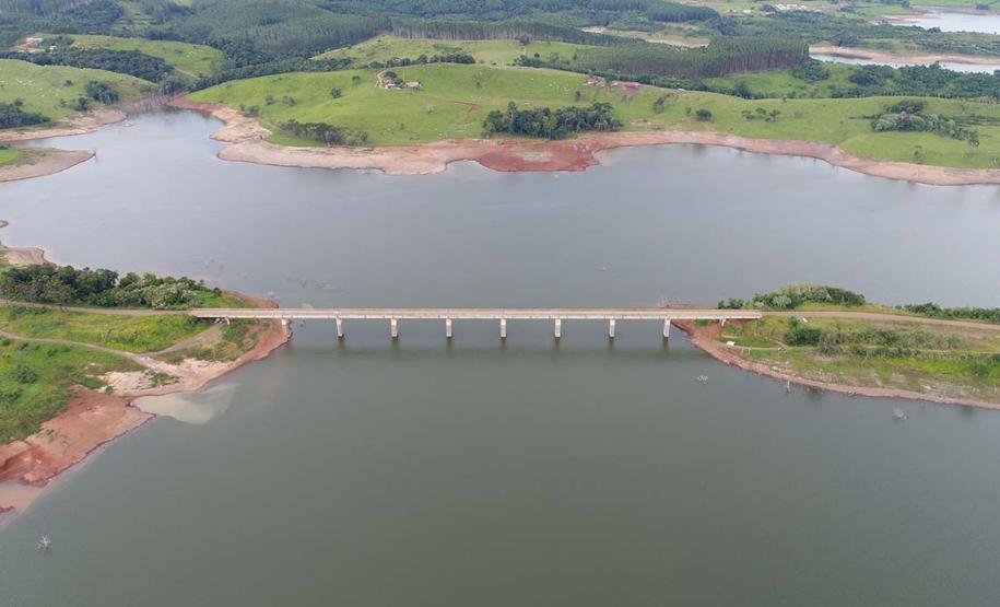 Ponte Sobre o Rio Barra Grande