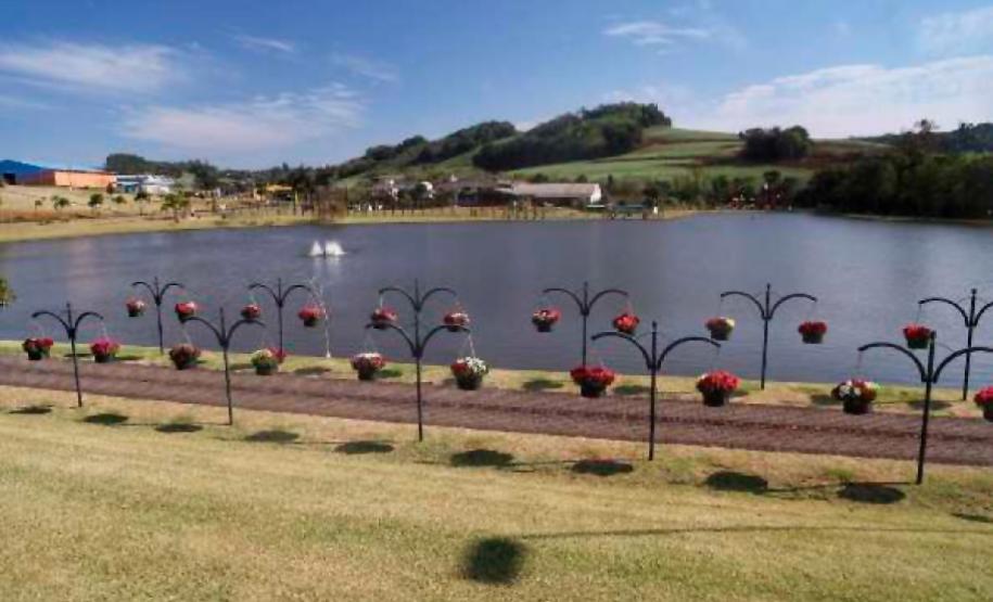 Lago Municipal Parque dos Anjos