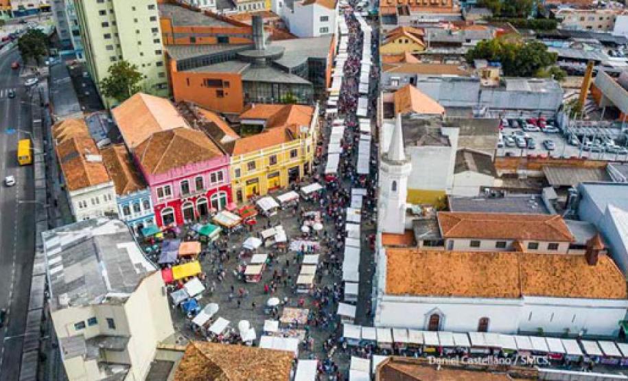 Feira do Largo da Ordem - Foto: Daniel Castellano